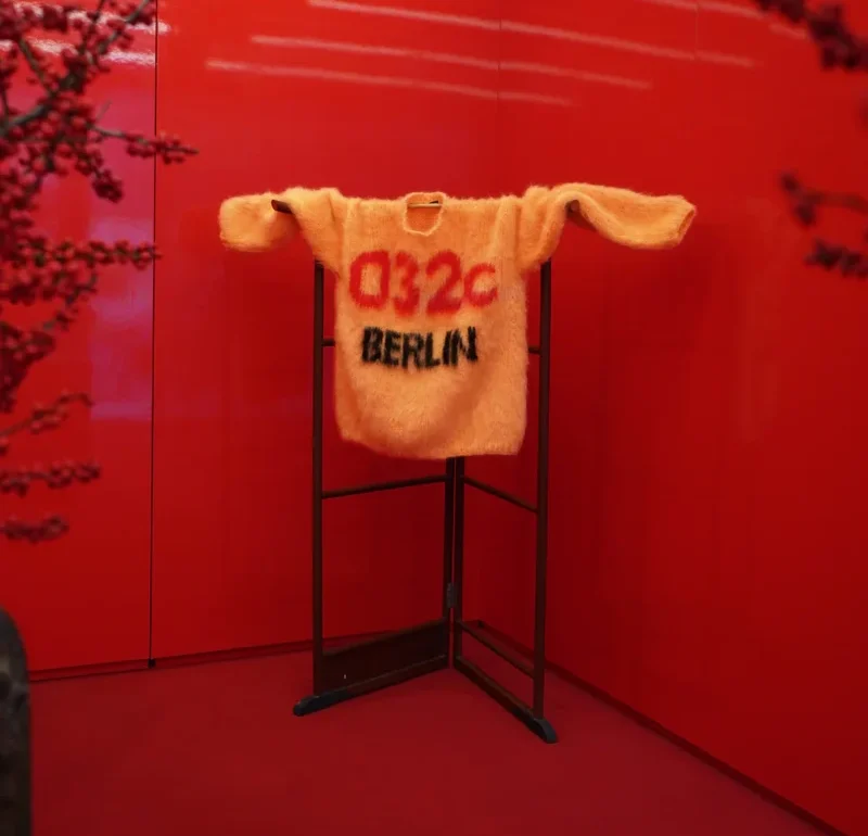 032C – vad är det för märke och varför väcker det så mycket uppmärksamhet?