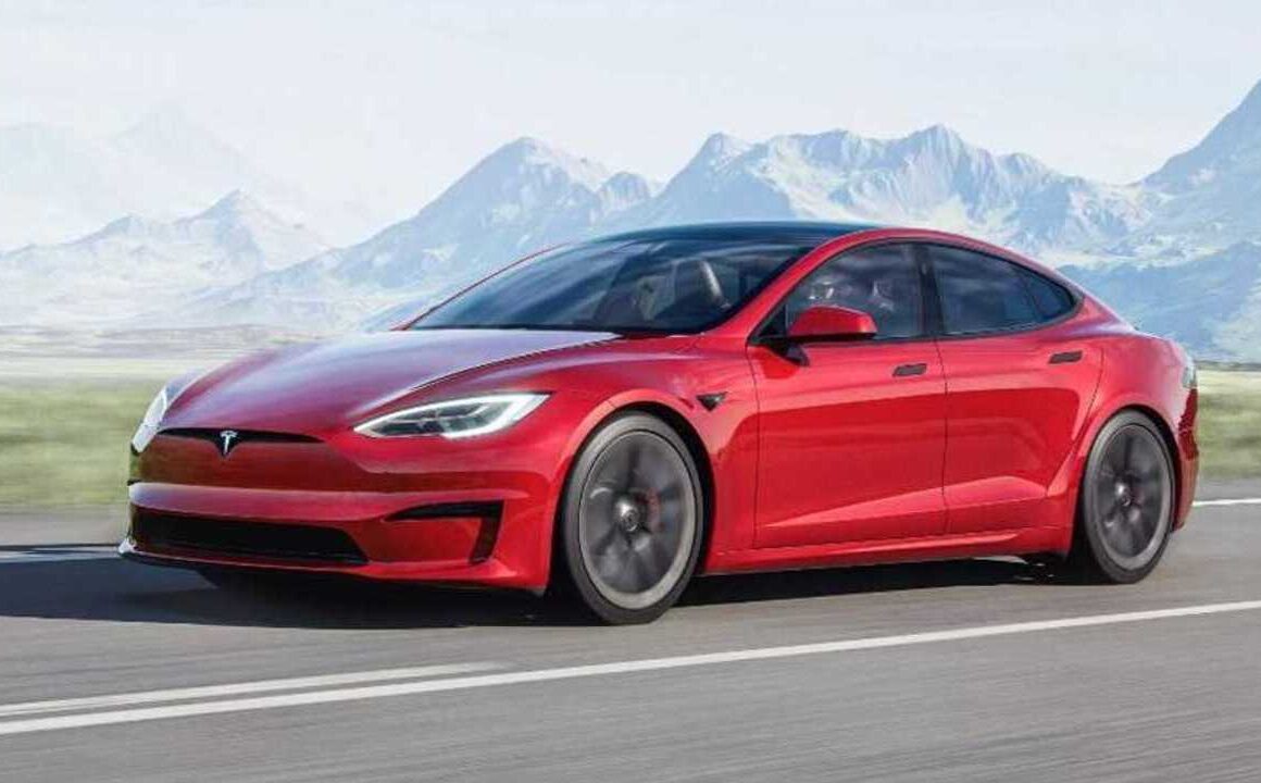 Den dyraste modellen Tesla S Plaid
