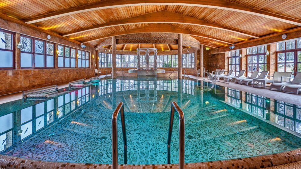 Hotel Manor House Pool