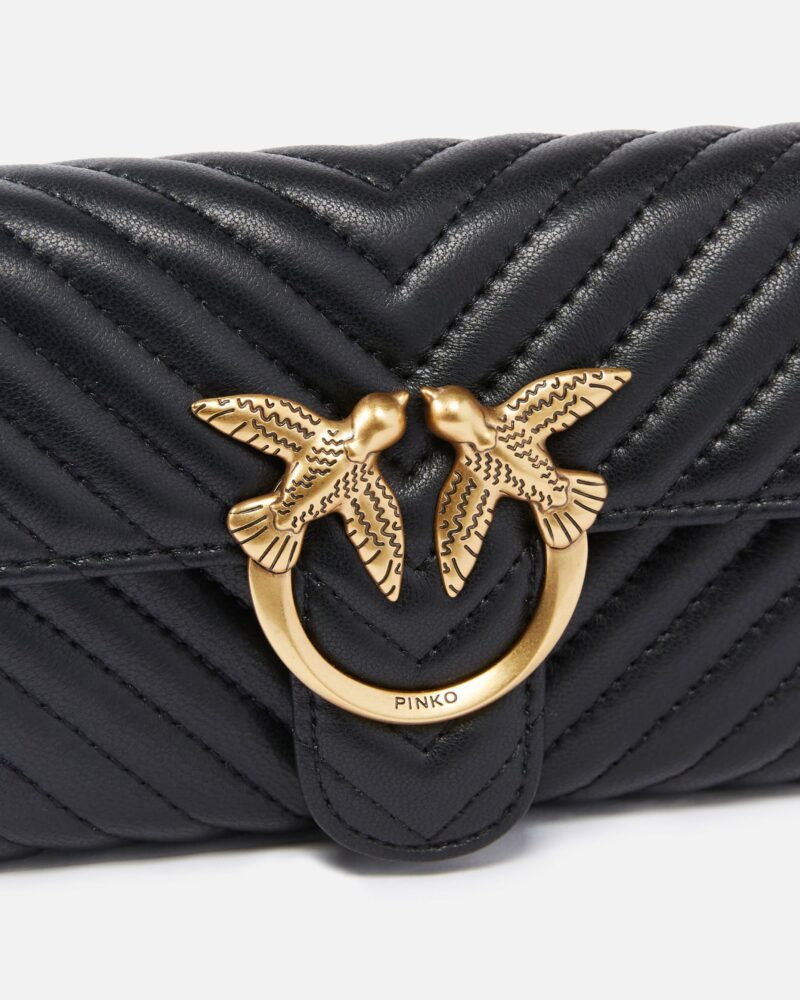 Hur mycket kostar en Pinko-väska