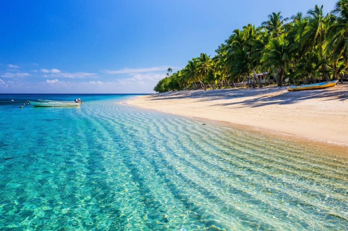 Hur mycket kostar en resa till Fiji? Komplett budgetguide 2025