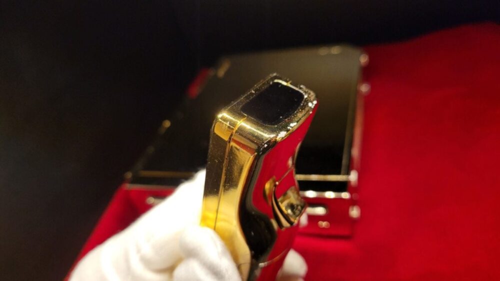 Konsol med 24 karats guld