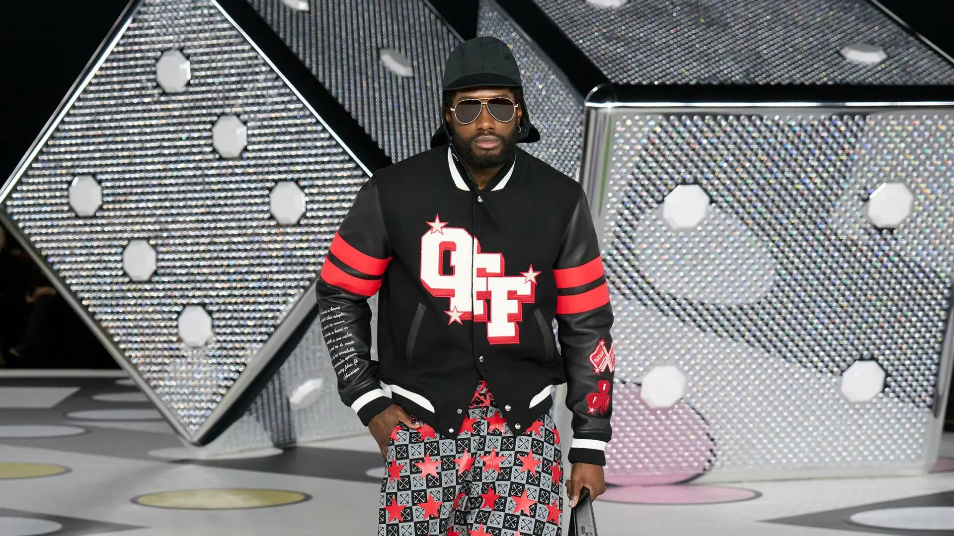 Lyxigt klädmärke sålt