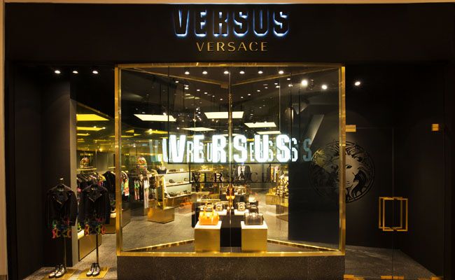 Vad är skillnaden mellan Versus Versace och Versace – lyx kontra uppror