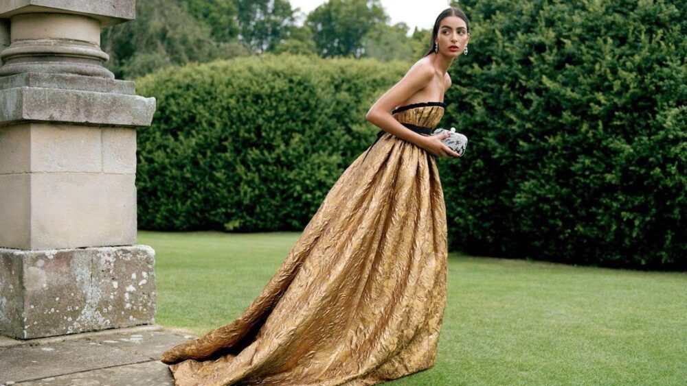 Vilken väska passar till en aftonklänning?