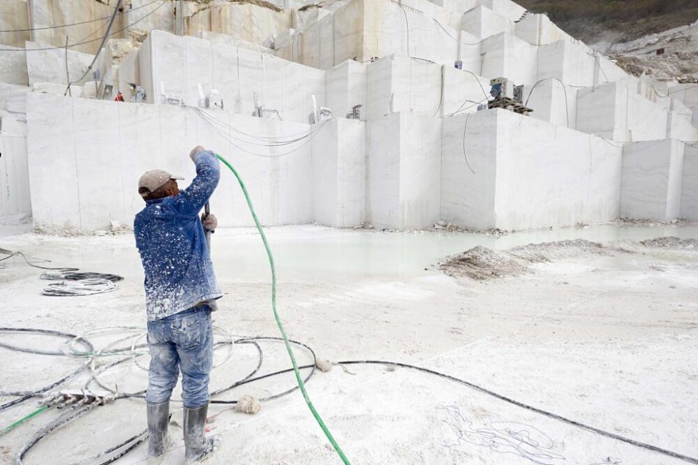 Marmor från Carrara Utvinning