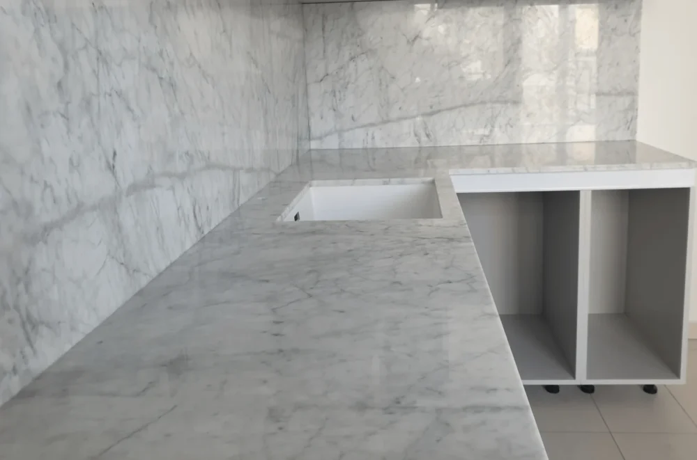 Marmor från Carrara i interiören